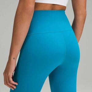 Lululemon Wunder Train High-Rise Crop 23" Hawaiian Blue Size 6